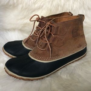 Sorel Out N About Leather Duck Boot Size 10 Women’s